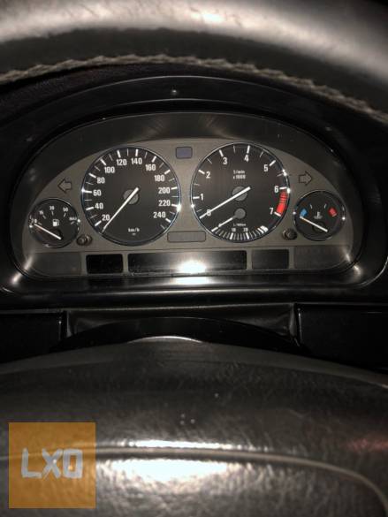 5-ös BMW E39 km óra krómkarika dekor apróhirdetés