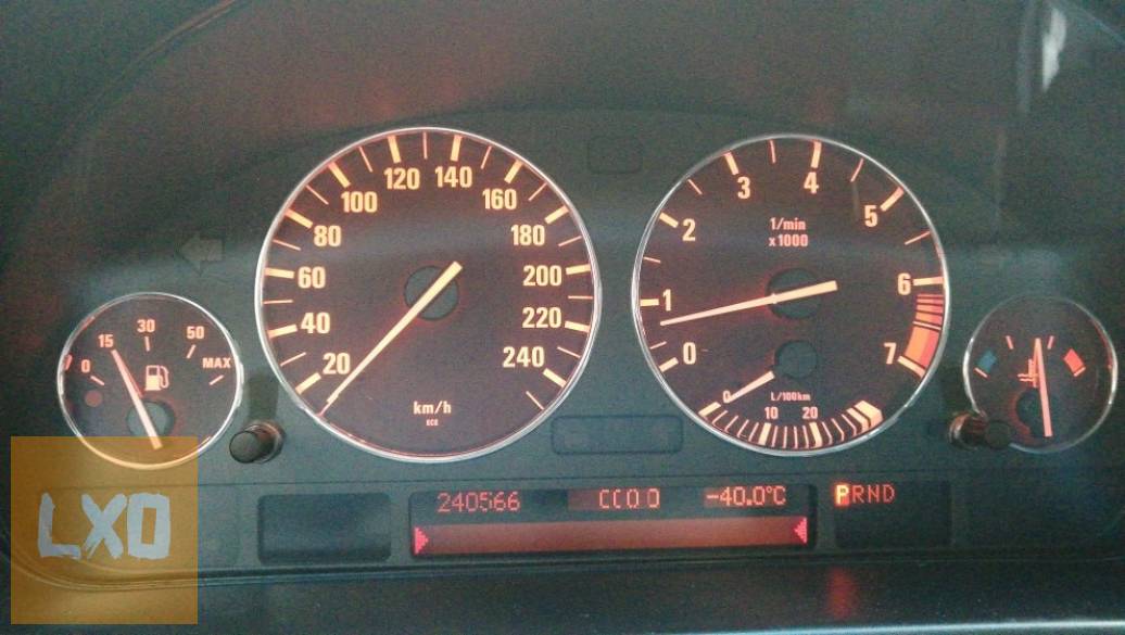 5-ös BMW E39 km óra krómkarika dekor apróhirdetés