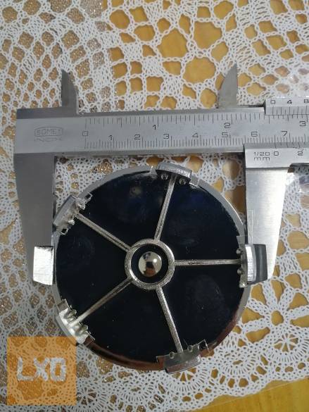 Volkswagen jeles felni kupak közép - 68mm külső átmérő apróhirdetés