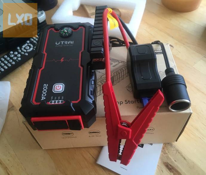 UTRAI 2000A Autó bikázó powerbank tablet töltő elég nagy kapacitással apróhirdetés