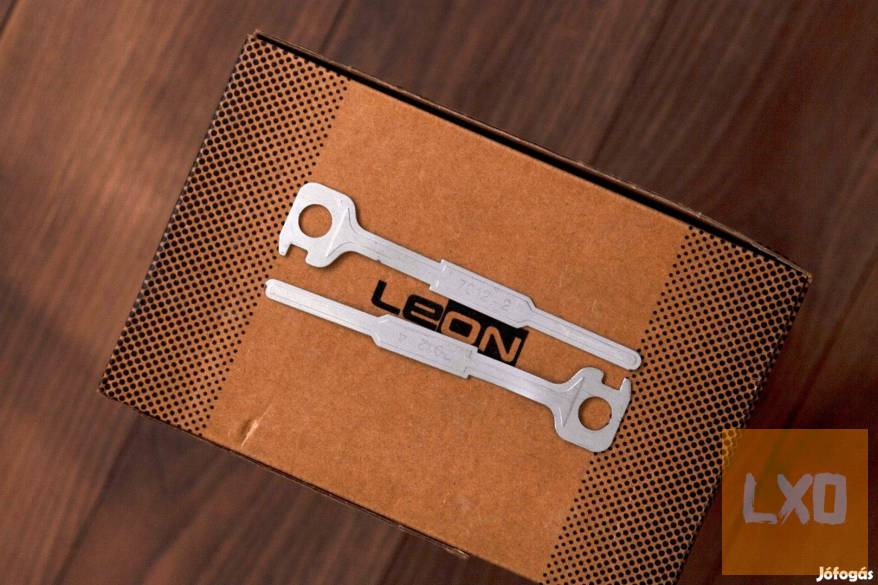 Autórádió / fejegység kiszedővillák apróhirdetés