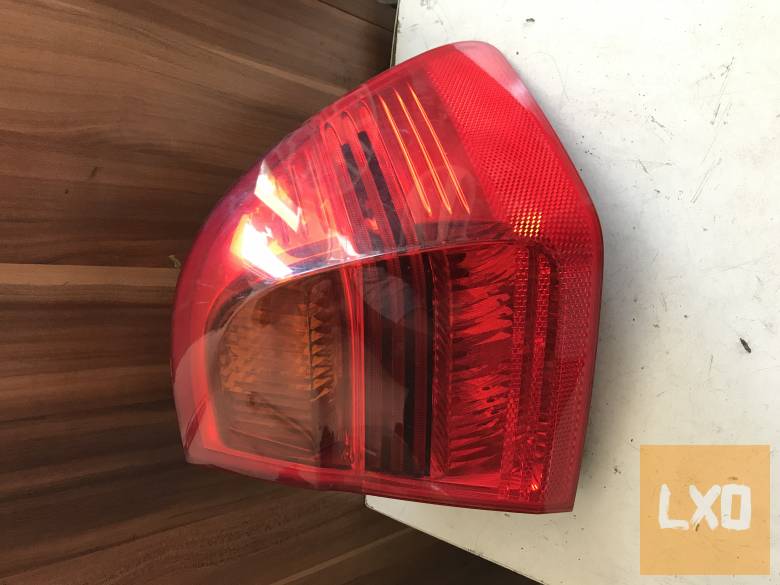 BMW E91  / jobb hátsó lámpa apróhirdetés