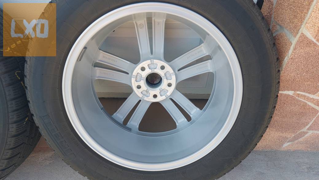 Gyári, VW Tiguán II. 5NA  /SEBRING/18" alufelni,Téligumi apróhirdetés