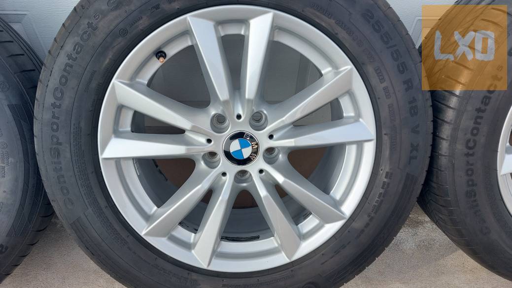 Gyári, 18" BMW  X5 F15 alufelni Nyári gumikkal 5x120 apróhirdetés