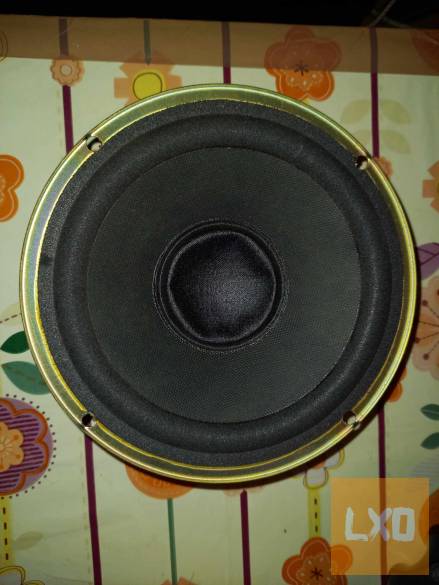 16,5 cm-es mély-közép hangszóró eladó, cserélhető apróhirdetés