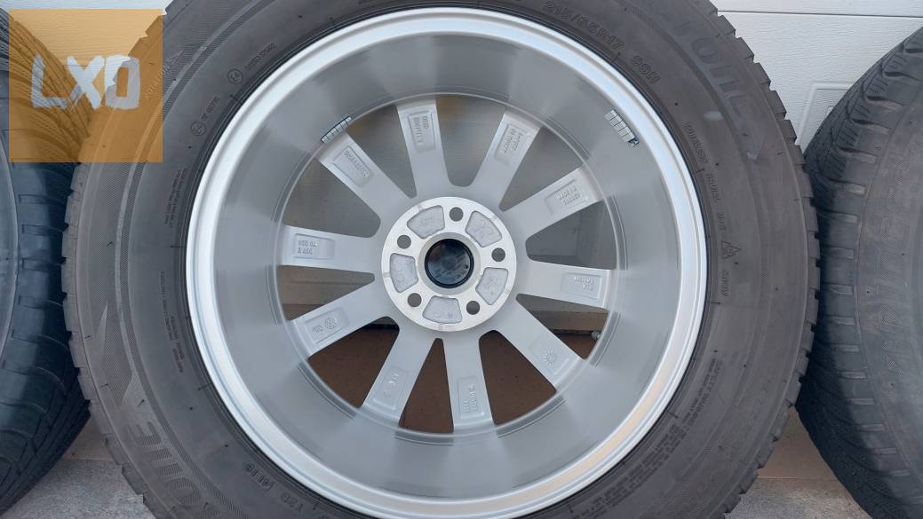 Gyári, VW Tiguán II. 5NA  /MERANO/17" alufelni 5x112 téli gumikkal apróhirdetés