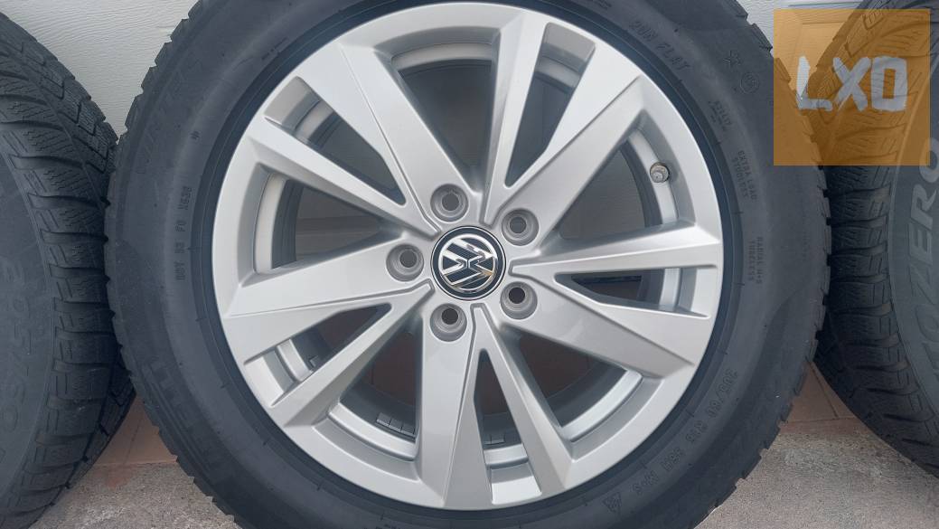 Gyári ,Vw Touran 16" 5T /KARLSTAD/ alufelni téli gumik apróhirdetés