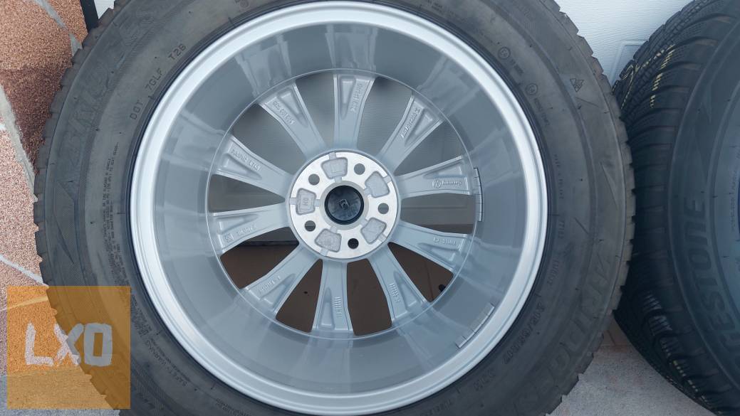 Gyári, VW Tiguán II. 5NA  /Montana/17" alufelni 5x112  téli  gumikkal apróhirdetés