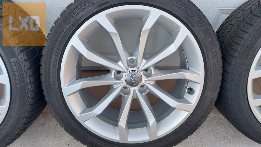 Gyári,Audi A4 B9  S-Line 18" alufelni  téli gumikkal apróhirdetés