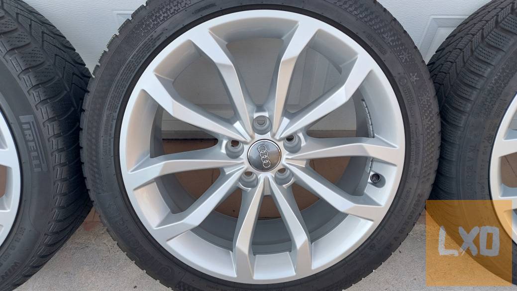 Gyári,Audi A4 B9  S-Line 18" alufelni  téli gumikkal apróhirdetés