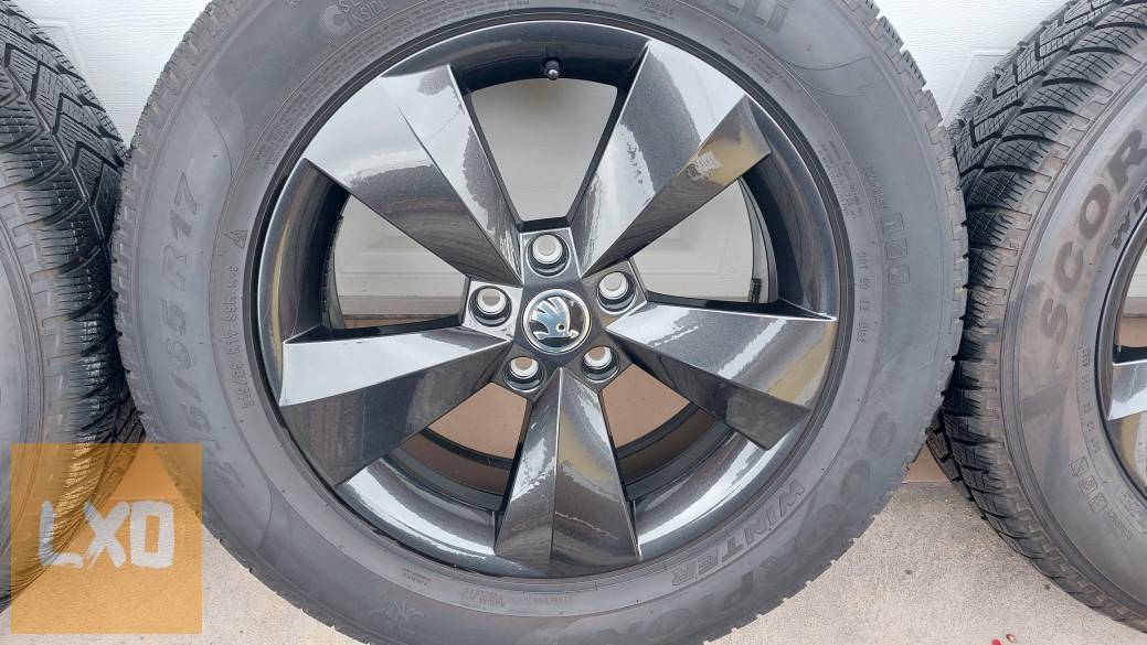 Gyári ,új szerű Skoda Kodiaq 17” Fekete alufelni ,téli gumi 5x112 apróhirdetés