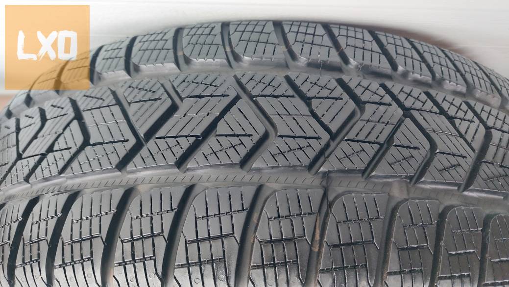 Gyári ,új szerű Skoda Kodiaq 17” Fekete alufelni ,téli gumi 5x112 apróhirdetés