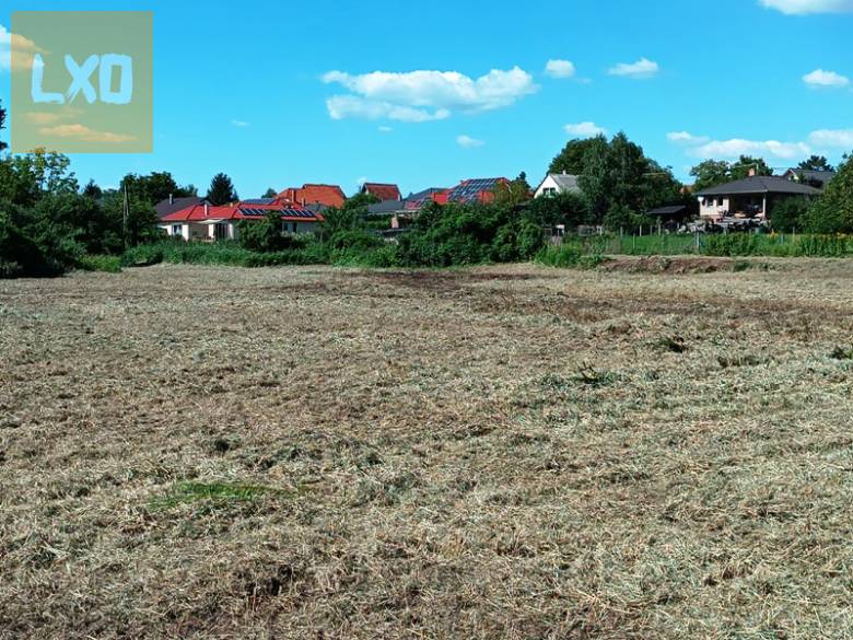 Eladó 8000 m2-es mezőgazdasági telek Göd-Nevelekben. apróhirdetés