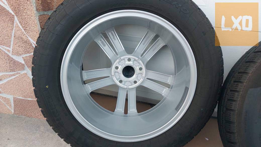 3,Gyári, VW Tiguán II 5NA   SEBRING 18" alufelni,Téligumi apróhirdetés