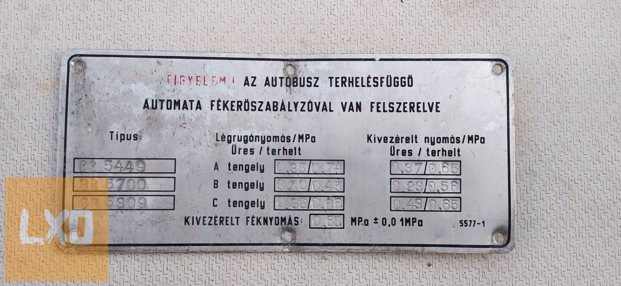 Ikarus 435 adattábla alu 22,5X10 cm logo felirat apróhirdetés