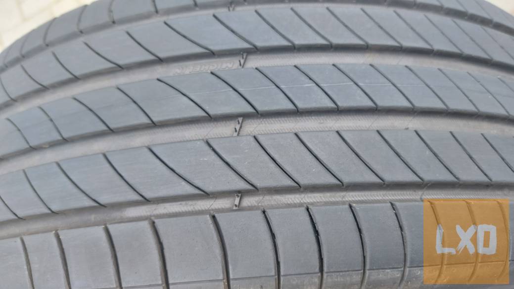 Gyári szerelésű,újszerű Michelin 205/55r17 nyári gumi apróhirdetés
