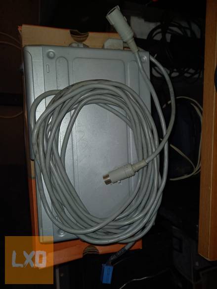 VDO Dayton CD-tár + kábele eladó, cserélhető apróhirdetés