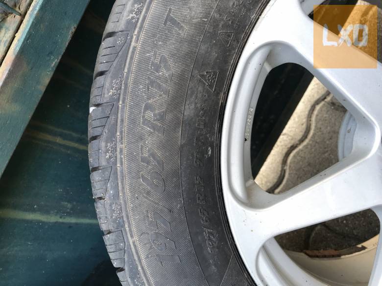 VW GOLF IV R15 felni garnitúra 2 db 195/65 R15 Matador téli gumival apróhirdetés