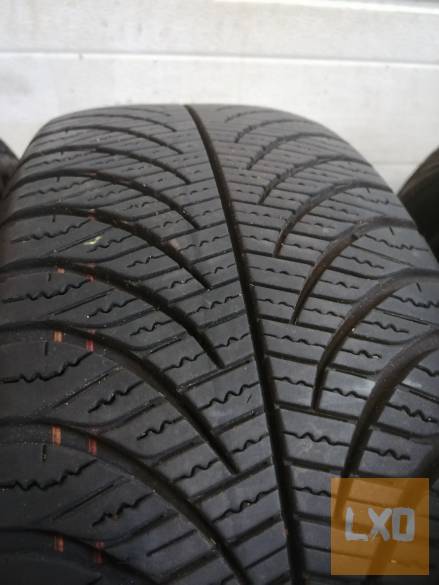 2 db 185/60R15 Goodyear Vector 4 évszakos gumi apróhirdetés