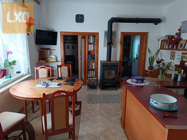 Vámosmikolán eladó lakóház, 40 m2-es műhellyel, ipari árammal. apróhirdetés
