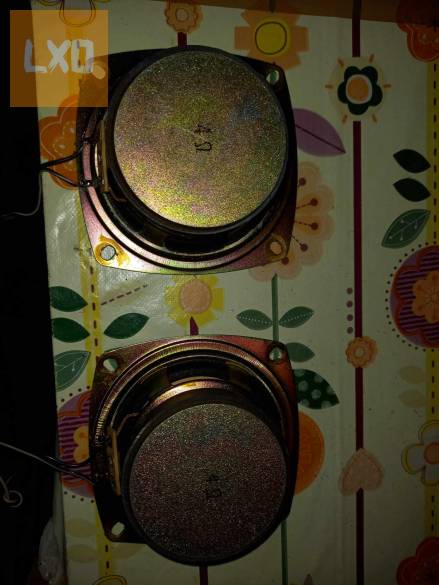 Auton mély-közép hangszórópár eladó, cserélhető apróhirdetés