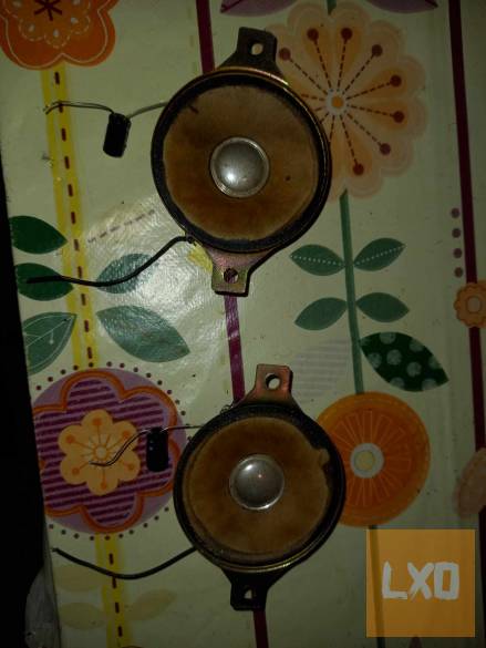 Auton közép hangszórópár eladó, cserélhető apróhirdetés