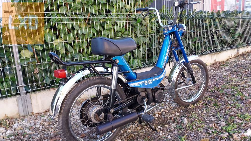 Eladó Suzuki eko segédmotor 50cm3 apróhirdetés