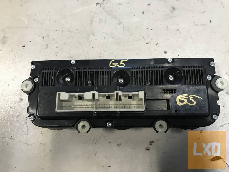 VW GOLF V  klímavezérlő apróhirdetés