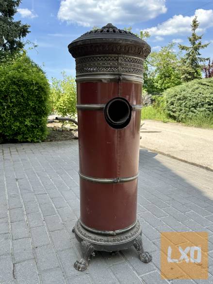 Eladó egy ritka, Monarch Patent típusú antik hengerkályha. apróhirdetés