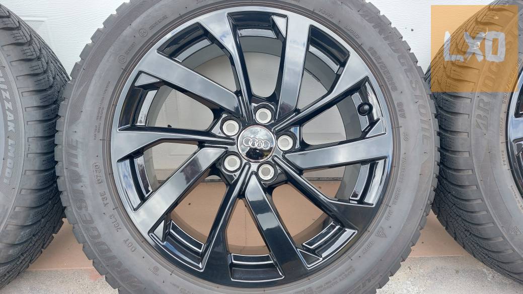 Gyári, Audi A1  16" alufelni 5x100 téligumik apróhirdetés