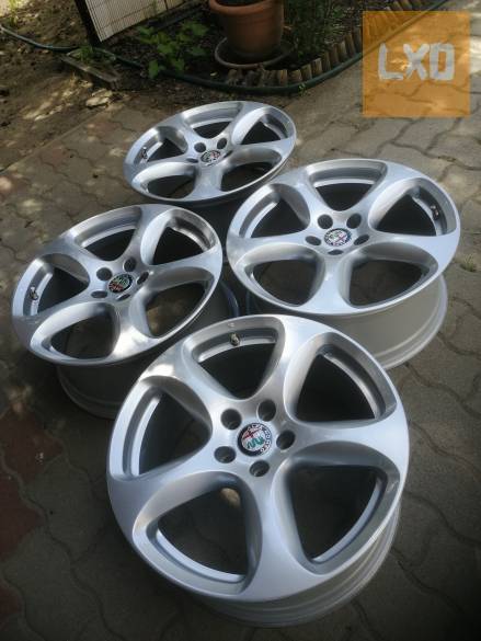 5x110 Alfa Romeo Stelvio, Giulietta, 159, Brera gyári 18" alufelni apróhirdetés
