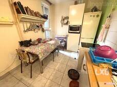 Eladó Budapest, XX. Pázsitos sétányon 4. emeleti panel lakás. apróhirdetés