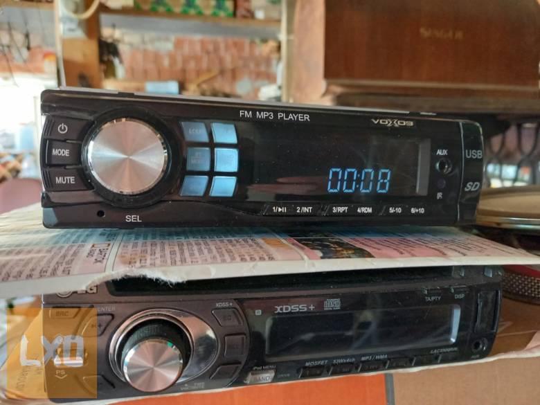 SAL Voxbox autórádió / fejegység eladó, cserélhető apróhirdetés