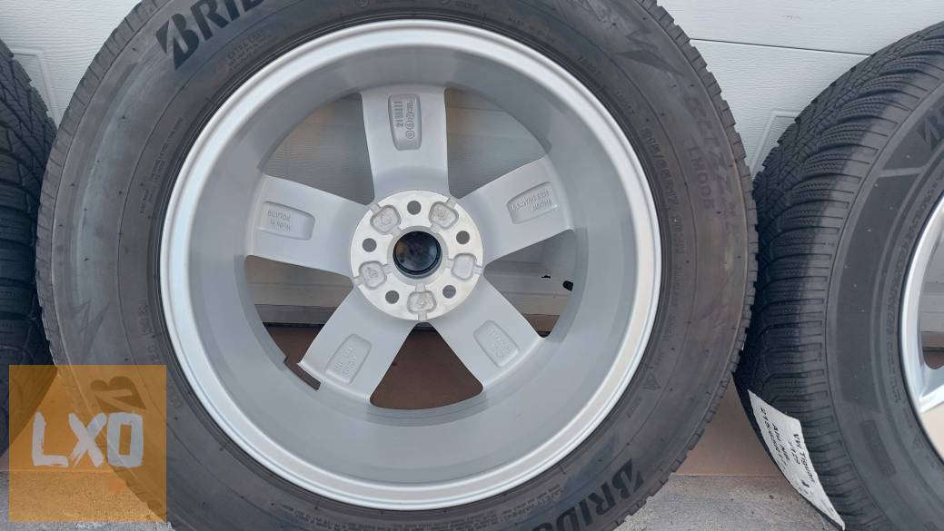 2 Gyári, VW Tiguan 17”/CORVARA/  alufelni, újszerű téli gumi apróhirdetés