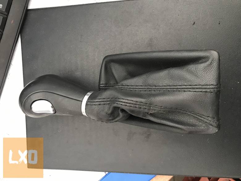 AUDI A4 B8 (automata) váltószoknya  8K1 713 139 A apróhirdetés