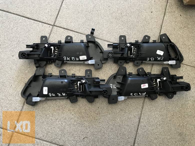 AUDI A4 B8  - belső kilincs szett apróhirdetés
