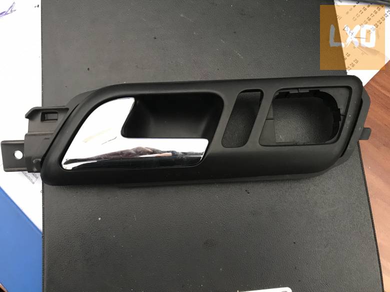 VW POLO 9N  - bal hátsó kilincs apróhirdetés