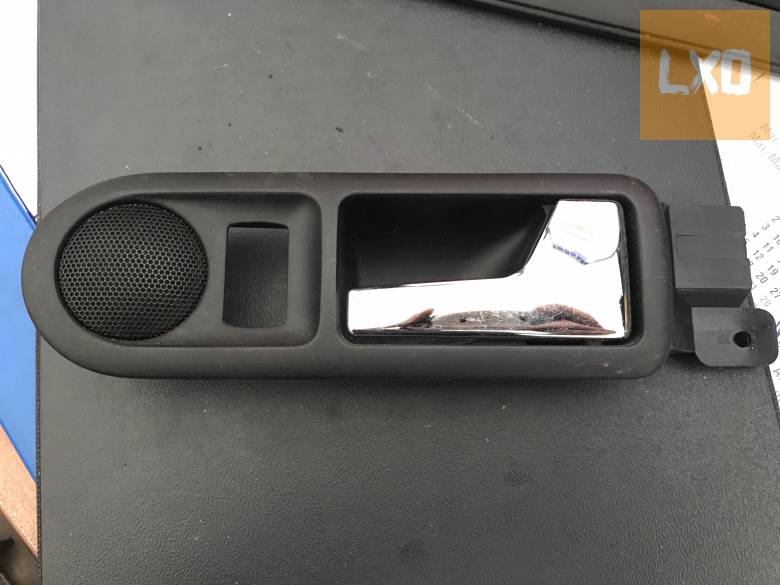 VW PASSAT B5  / jobb hátsó kilincs apróhirdetés