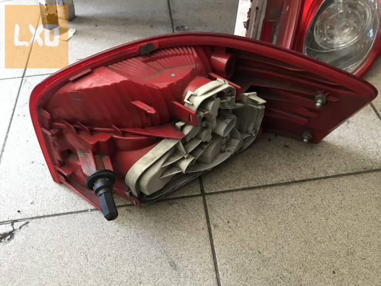 AUDI A3 8P _ bal hátsó lámpa apróhirdetés