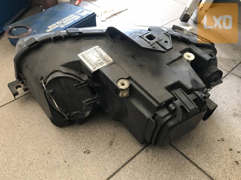 AUDI A3 8P _ jobb halogén fényszóró apróhirdetés