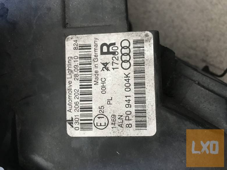 AUDI A3 8P _ jobb halogén fényszóró apróhirdetés