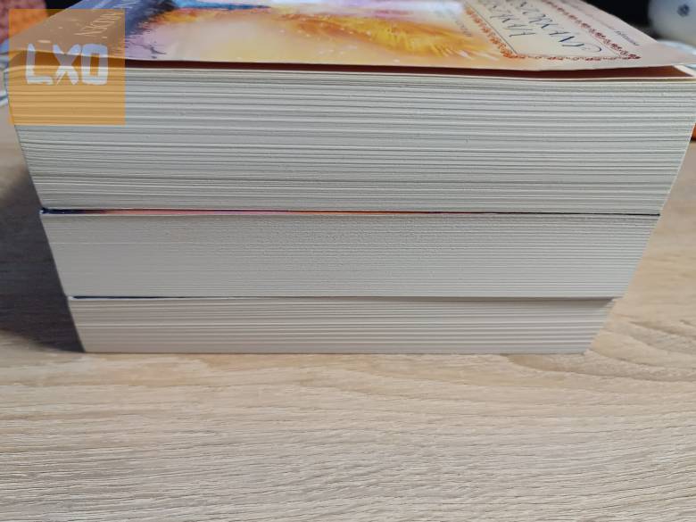 Katherine Arden: Az Északi erdő legendája trilógia eladó! apróhirdetés