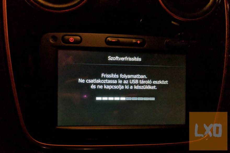 Renault és Dacia MediaNAv navigációk frissítése, magyarosítása apróhirdetés