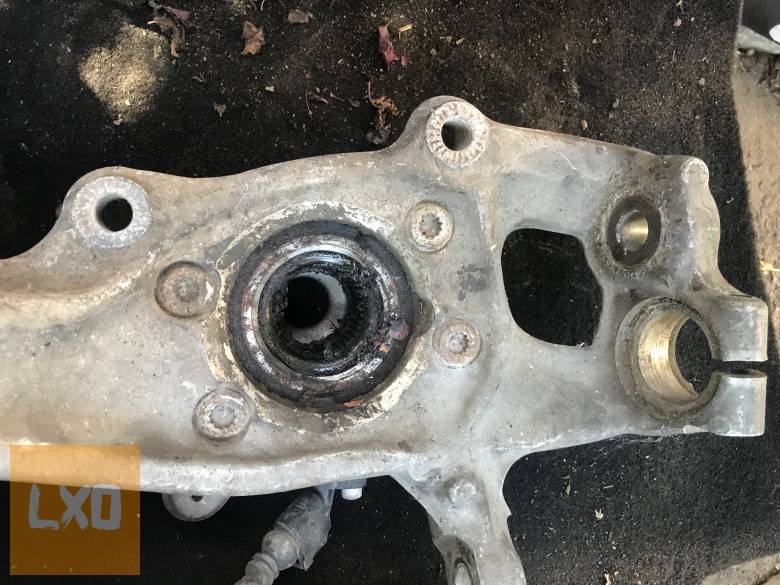 AUDI A5 8T  _jobb első csonkállvány 8K0 407 258 G apróhirdetés