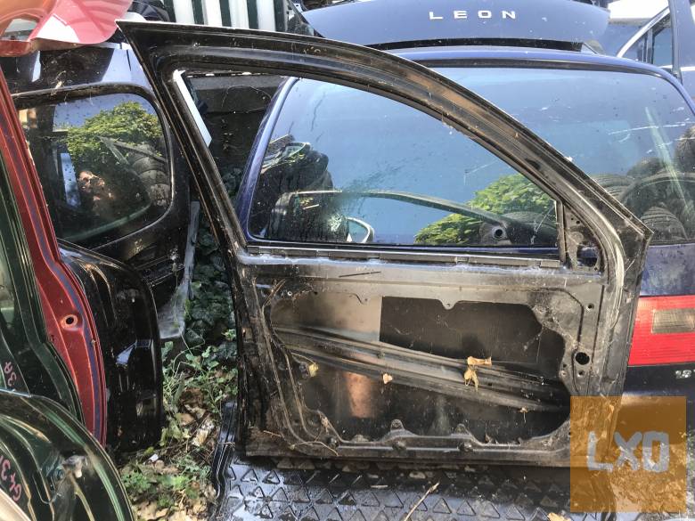 VW GOLF IV -  bal első  ajtó apróhirdetés