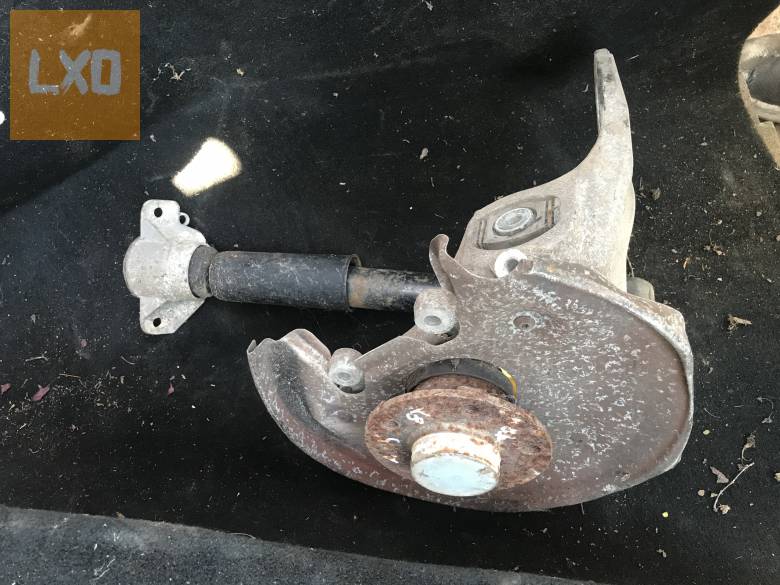 AUDI A5 8T jobb hátsó csonkállvány apróhirdetés