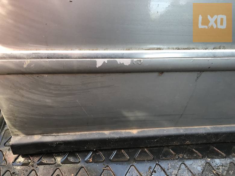 VW PASSAT B5.5 /  első ajtó / jobb apróhirdetés