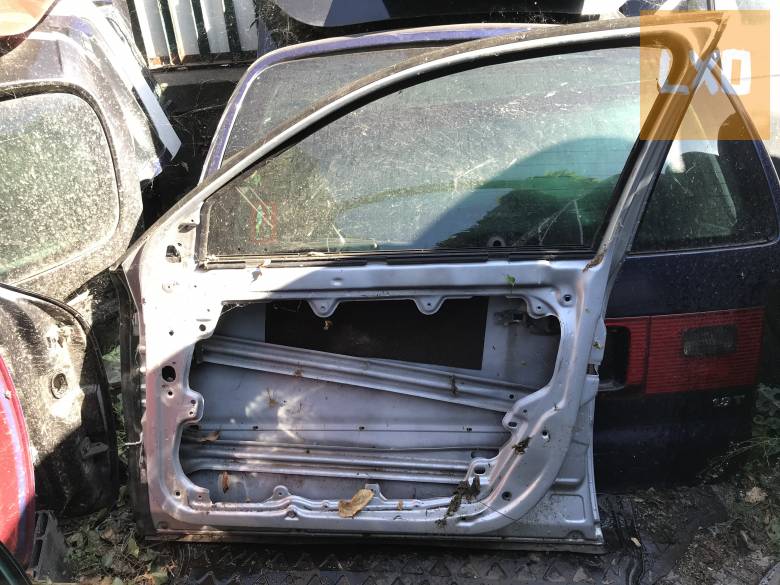 VW PASSAT B5.5 /  első ajtó / jobb apróhirdetés