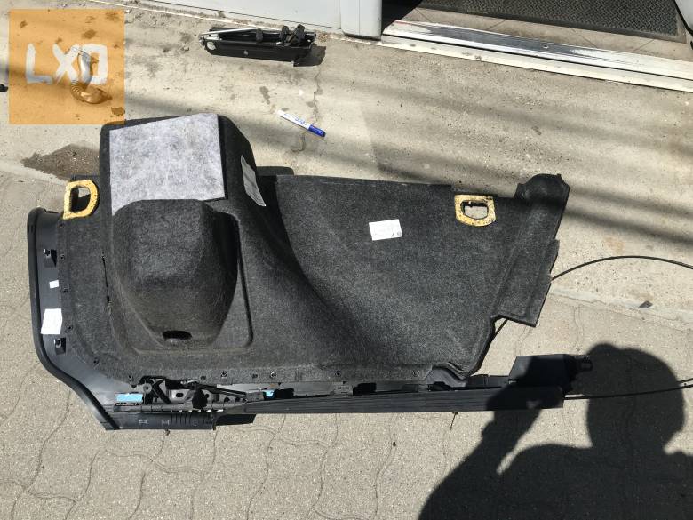 VW PASSAT B7 Variant_ csomagtér burkolat / bal apróhirdetés
