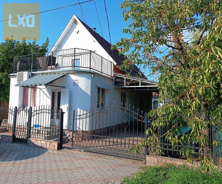 Eladó kétszintes családi ház Göd-Felsőgödön. apróhirdetés
